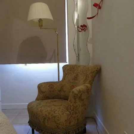 Boutique Apartment *