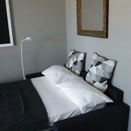 Boutique Apartment *